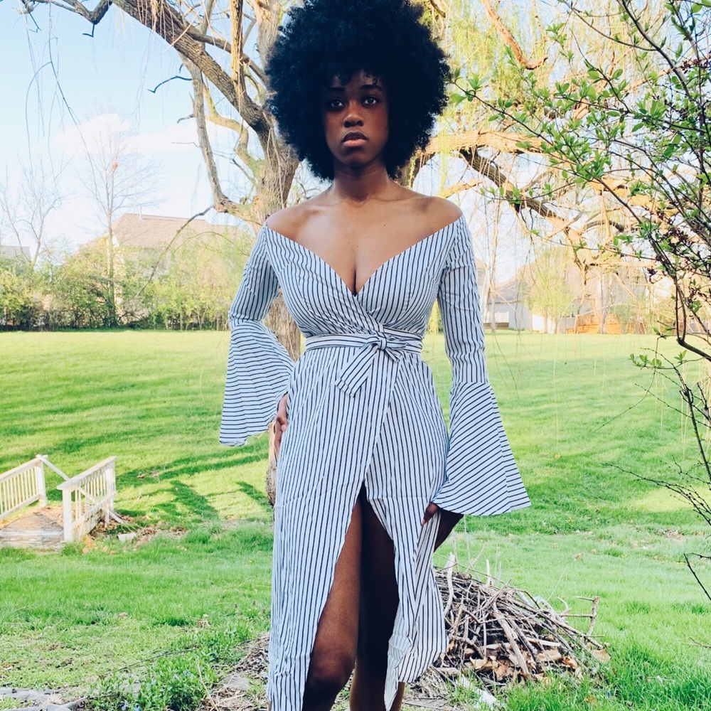 Dress - Picture 3 of 3